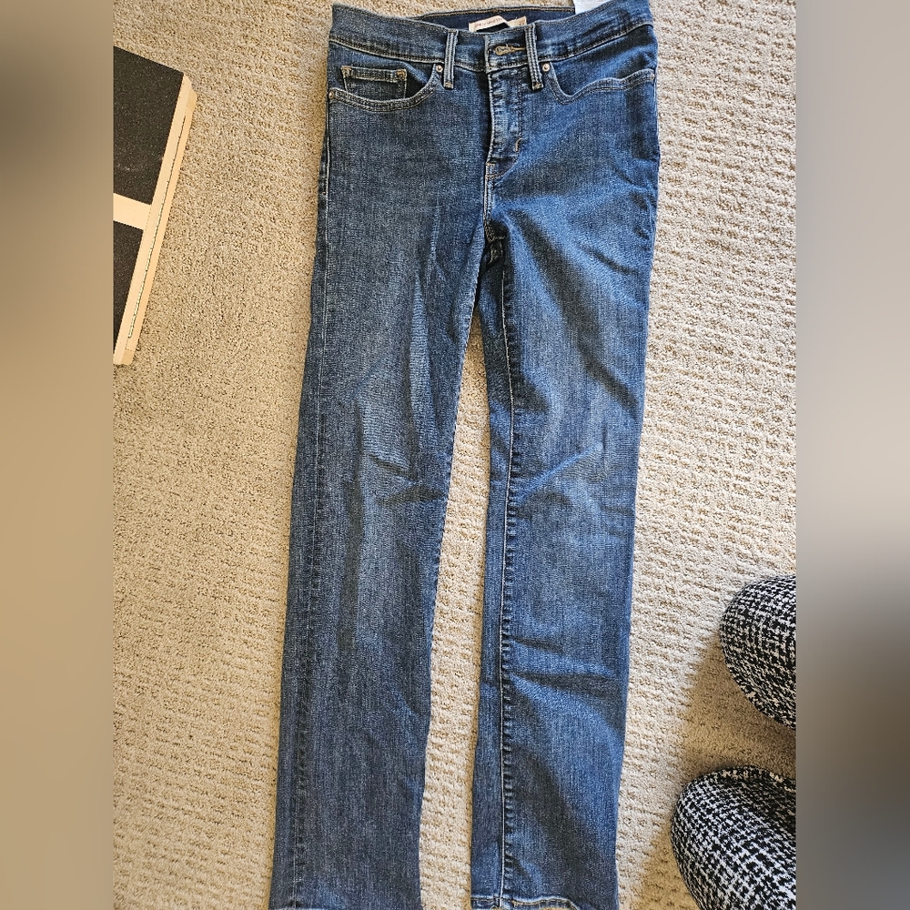 Levi's Straight Jeans